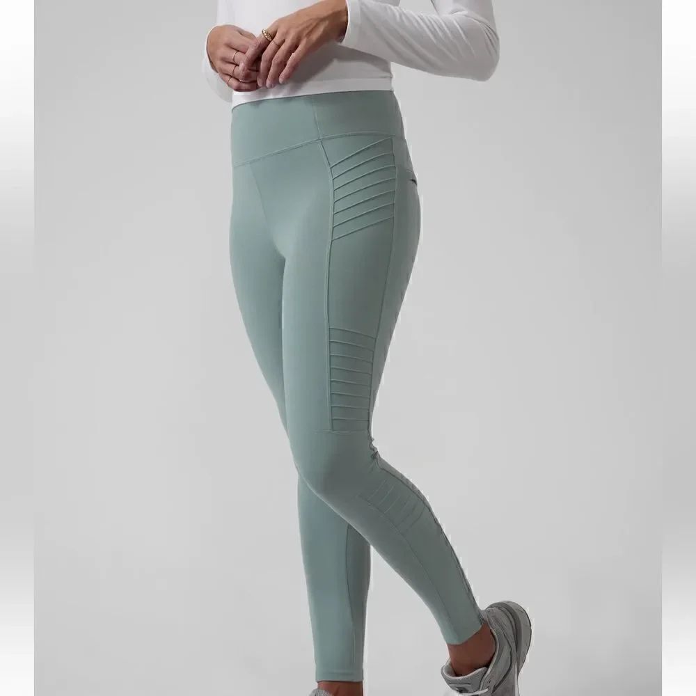 Athleta delancey moto tight athletic pants in size small petite